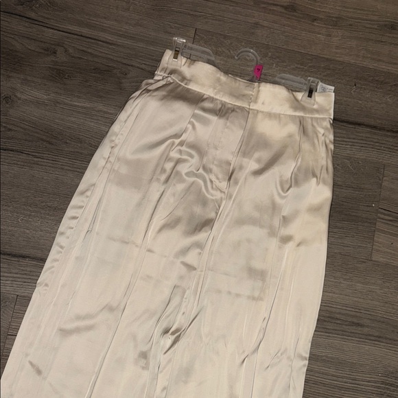 Abercrombie & Fitch Cream Wide Leg Satin Pants - Picture 8 of 9